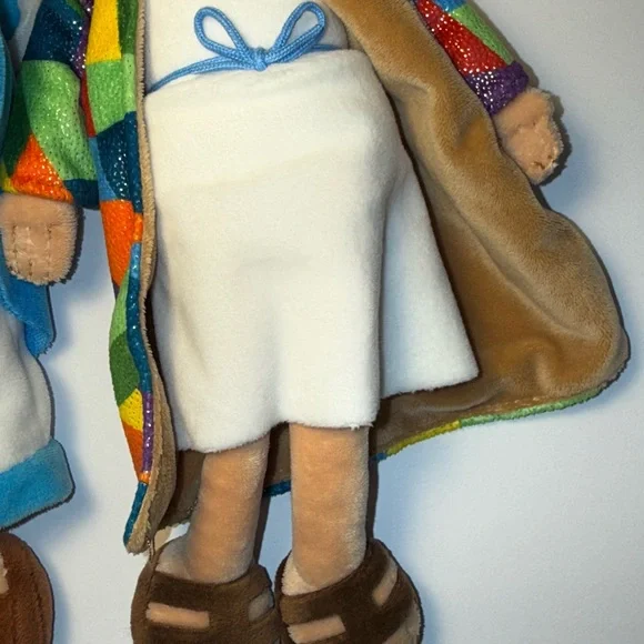 Set of 3 Hallmark Plush Biblical Figures - Jesus, Joseph, Mary with baby Jesus - Picture 8 of 13